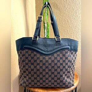 GUCCI GG BROWN CANVAS CREST TOTE